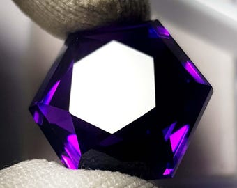 Natural Purple Amethyst Gemstone: Fancy Cut Healing Jewelry (32Ct, 21x21x13mm)