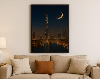 ブルジュ・ハリファの月の壁アート | ドバイのスカイラインの夜景プリント | 三日月都市景観のデジタルダウンロード | モダンな印刷可能な装飾