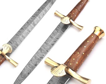 Hand-Forged Damascus Steel Shell Hilt Daggers with Brass Crossguard – Renaissance Fair Collectible