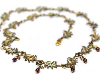 Vintage Handmade Leaves with Freshwater Pearl Necklace Gold Filled Lock