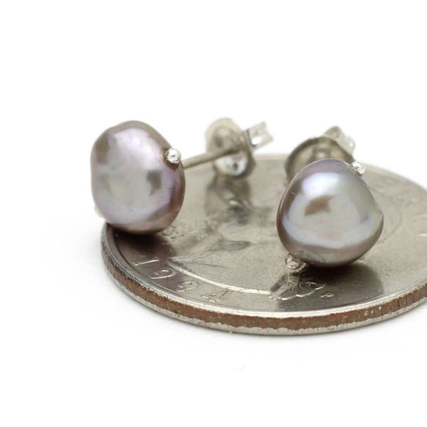 Gray Freshwater Pearl Stud Earrings with Sterling Silver 925