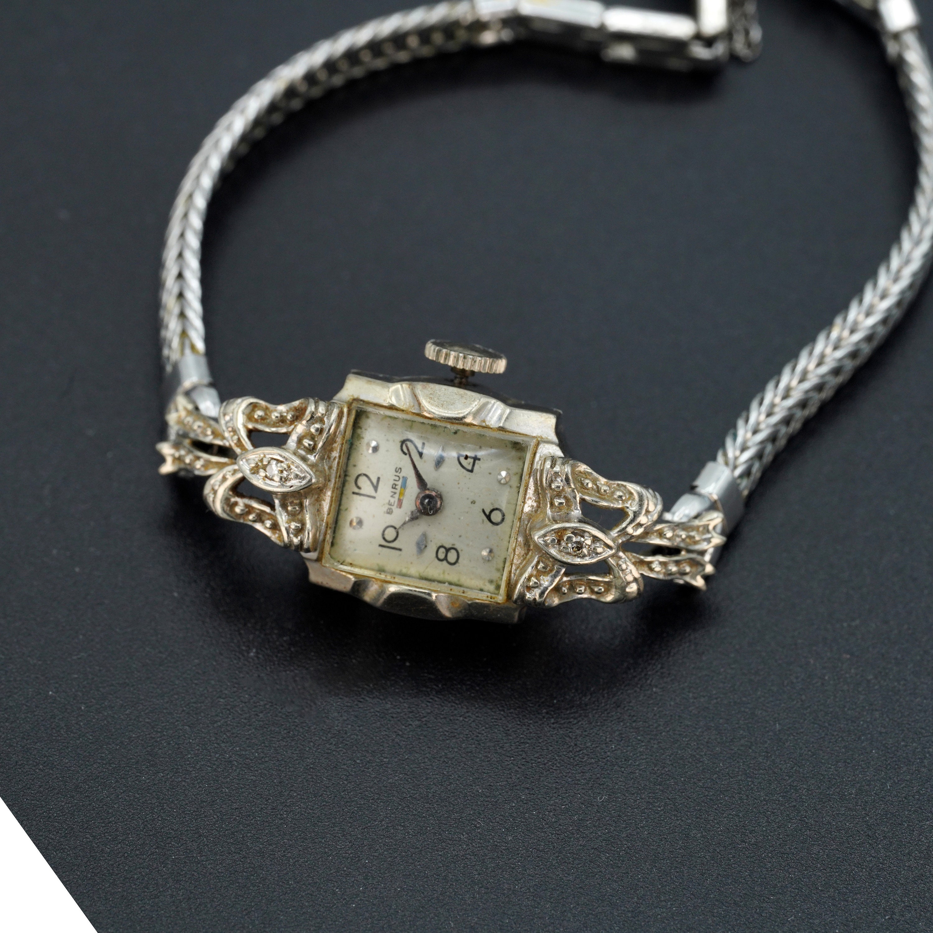 Vintage 14 k,Benrus ladies watch Vintage Ladies BENRUS Watch 17 Jewels Fancy Case and Lugs  main image 4