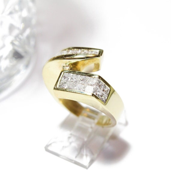 Vintage 18K Yellow Gold Diamond Ring with Princes… - image 3