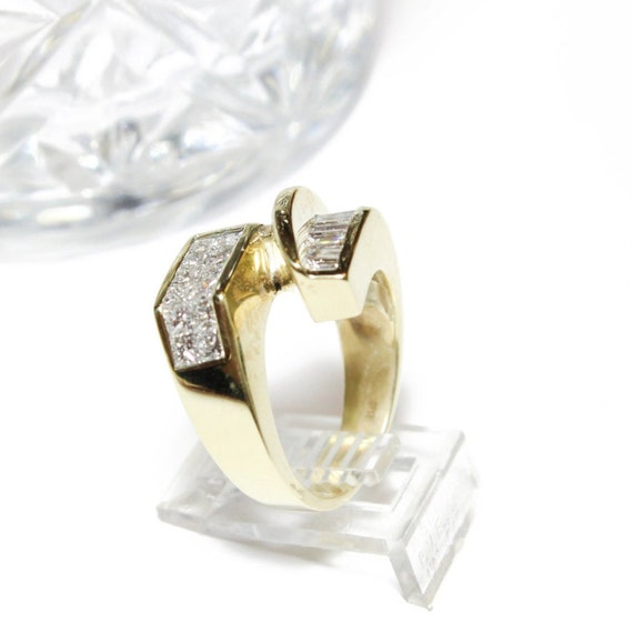 Vintage 18K Yellow Gold Diamond Ring with Princes… - image 5