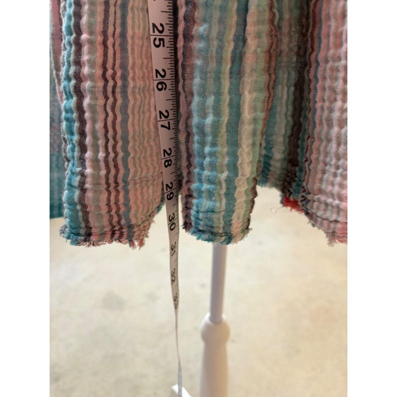 Sukienka Free People Freebird w paski z bawełny gazowej w kolorze turkusowo-różowym, zwiewna, boho, festiwalowa zdjęcie 5
