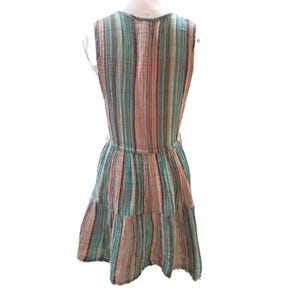 Sukienka Free People Freebird w paski z bawełny gazowej w kolorze turkusowo-różowym, zwiewna, boho, festiwalowa zdjęcie 3