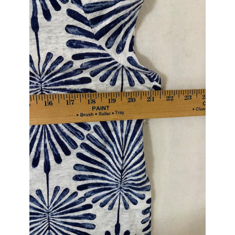Joie Womens Large Navy Blue White Palm Leaf Print 100% Linen Side Button Top image 6