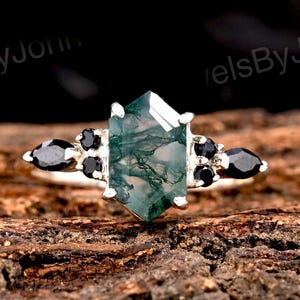 Vintage Moss Agate Ring: Hexagon Cut, Diamond White Gold Band