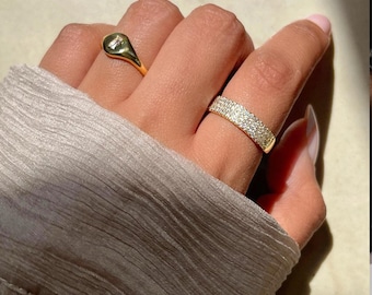 Anillo de bodas de plata con pavé de moissanita
