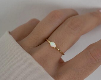 Minimal Oval Opal Ring | 925 Sterling Silver Solitaire Promise Ring