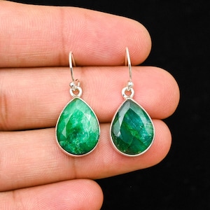 Emerald Faceted Earring, 925 Solid Silver Earrings, Dangle Earrings, Handmade Earrings, Gemstone Earrings, Drop Earrings, Boho Earring Gift