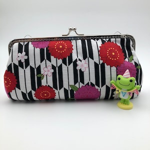 Kuss-Schloss-Handtasche, Blume Crossbody Geldbörsen, Metall Rahmen Tasche, Iphone 12 Fall Blumen, Japan StoffBeutel, Weihnachtsgeschenk für Mutter, Xmas Geschenk