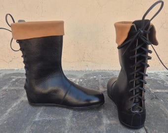 Classic Medieval Leather Boots – Middle Ages Reenactment Shoes with Brown Cuffs