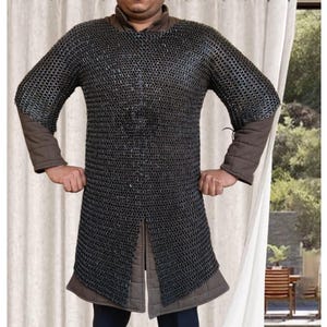 チェーンメイルシャツ、9mmのフラットリング、ソリッドリングでリベット留め、中世のチェーンメイルホーバーク、男性へのギフト