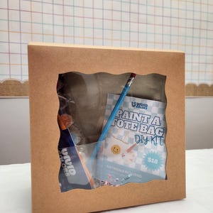 Paint a Tote Bag DIY Kit