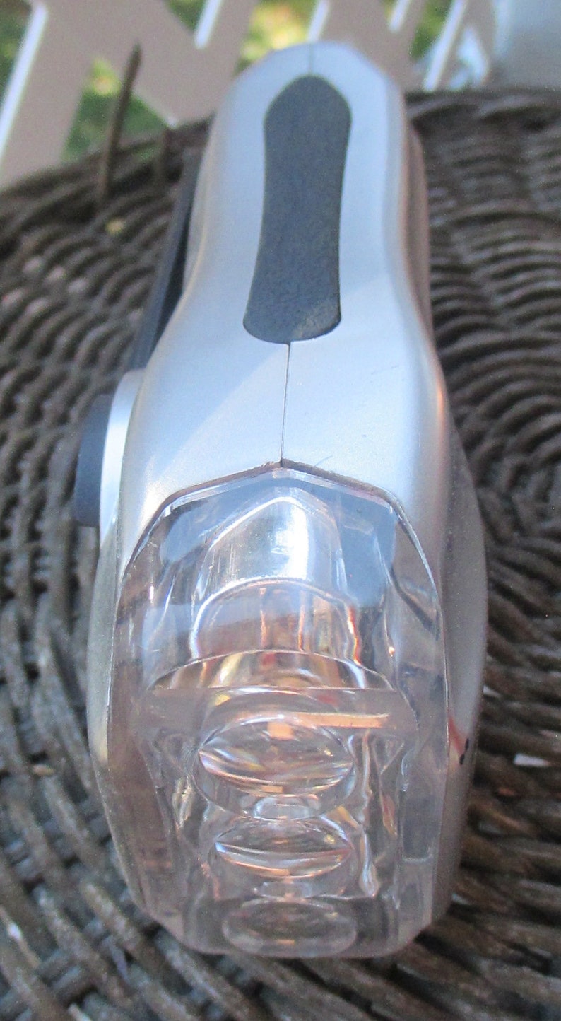 Self-Winding Hand Crank Flashlight