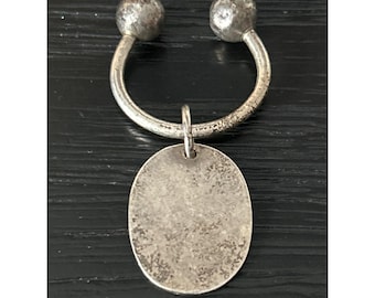 VTG Sterling Silver 925 Horseshoe Screwball Keyring Oval Pendant Patina 0.42 Oz