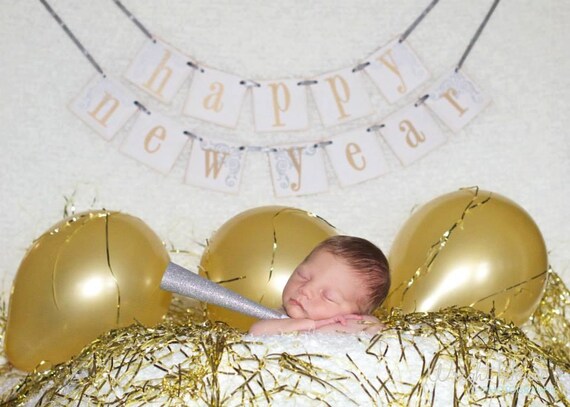 Happy New Year Decoration 2019 Banner Gold and Silver New Years Party Decoration Happy New Year 2019 Garland New Years Banner Mixed Metalli