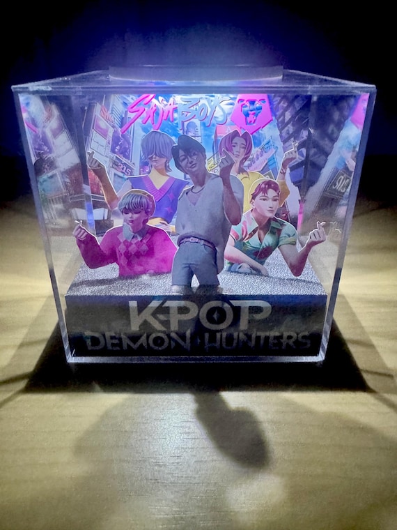 K-pop Demon Hunters LED Dual Sided Handmade Diorama Cube 9cm
