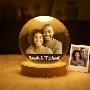 Personalized 3D Crystal Photo Lamp with LED Light – Custom Engraved Crystal Portrait, Wedding Keepsake, Anniversary Gift, Pet Memorial Gift