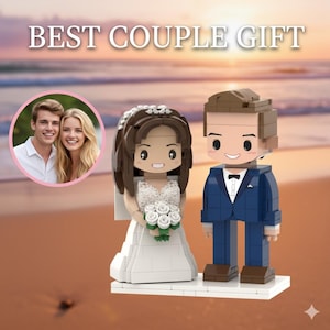 Personliga klossfigurer för två personer med graverad ram – Anpassad byggklosspresent, unikt minne för par eller bästa vänner