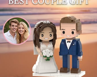 Personalized 2 Person Brick Figures with Engraved Frame – Custom Building Block Gift, Unique Keepsake for Couples or Best Friends