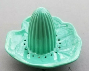 Vintage Pottery Orange Lemon Citrus Juicer Squeezer Reamer Cactus
