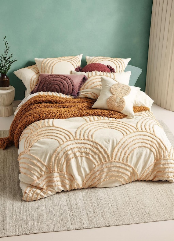 Tufted Cotton Duvet Cover Set: White Ivory Quilt Comforter with Pillowcases