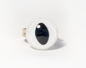 White Cat Eye Ring