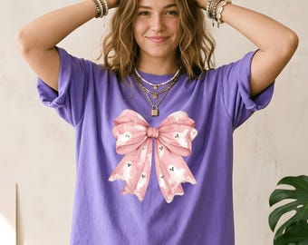 Camiseta Comfort Colors® Pink Ghost Bow, camiseta de Halloween Coquette Ghost