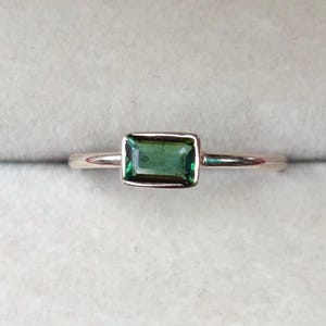 Tourmaline Ring | Green Gemstone Ring | October Birthstone | 925 Sterling Silver | Handmade Ring | Healing Crystal Jewelry | Gift for Her.