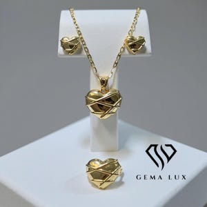Diamond necklace, 14K gold heart pendant, 18-inch women, cubic zirconia jewelry, luxury gift for her, eco-friendly gold, romantic jewelry