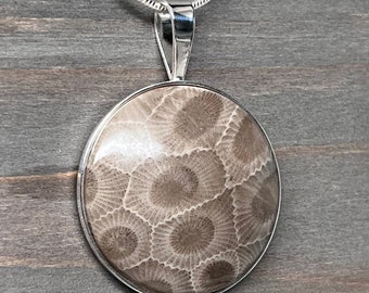 Timeless Elegance: 30mm Petoskey Stone Pendant in Sterling Silver | Gift Wrapped