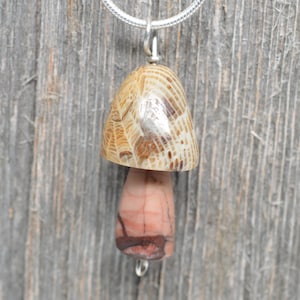 Horn Coral & Kona Dolomite Pendant - Mushroom