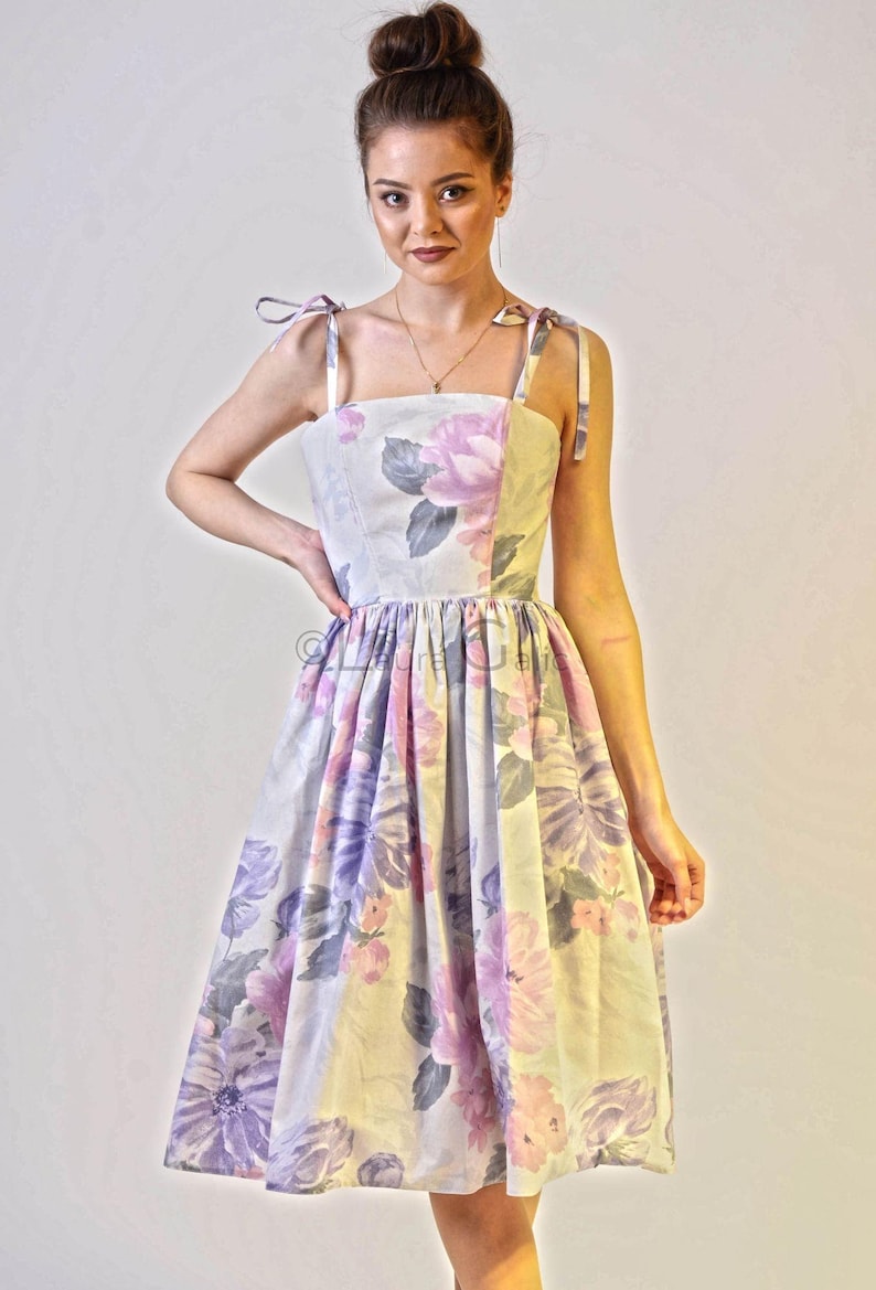 Winkinlin Mini abito estivo da donna, con spalline sottili, schiena