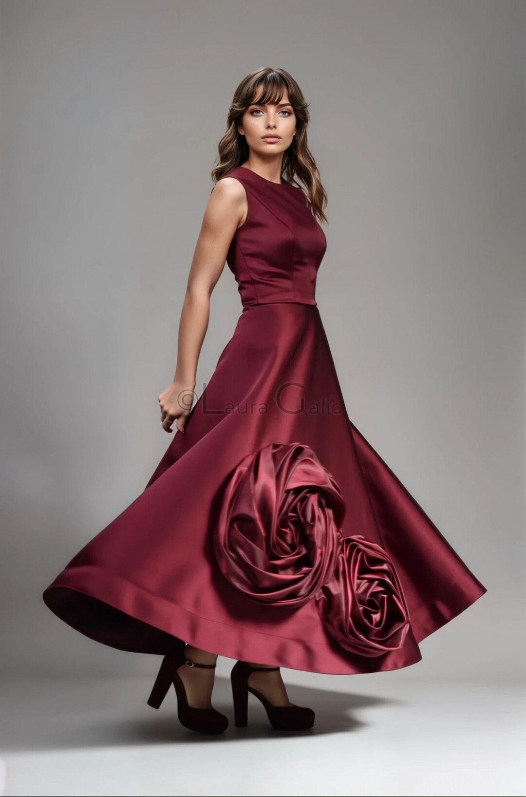 LARA MIDI DRESS