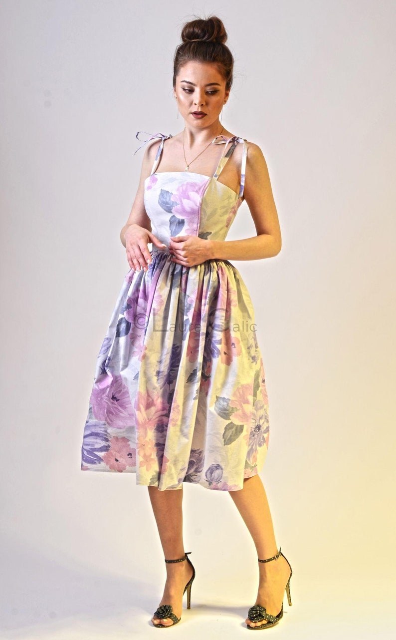 Rinascimento ABITO LUNGO ELEGANTE SPALLINE SOTTILI GEORGETTE, VIOLA