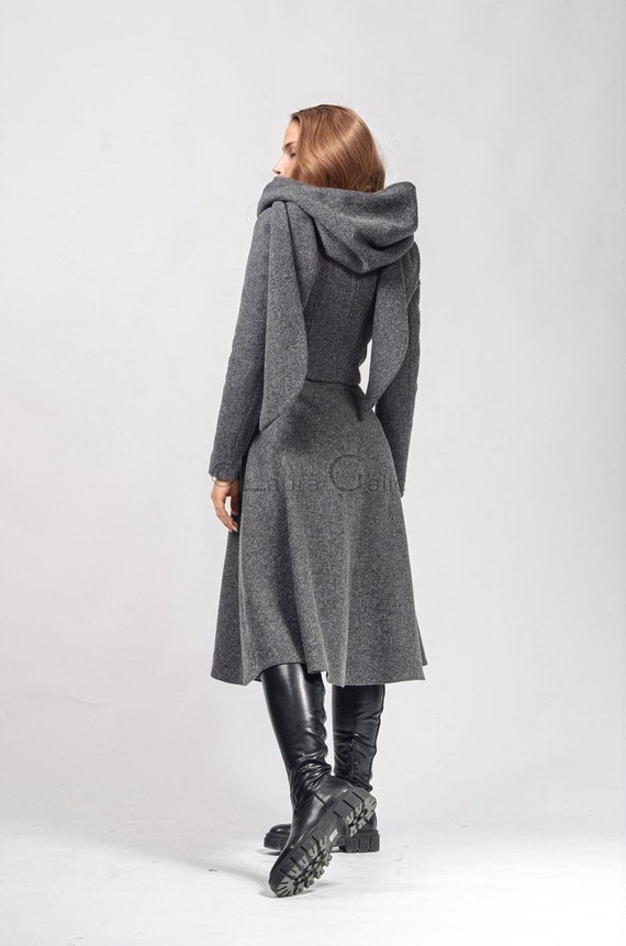 Chaqueta de mujer, abrigo asimétrico, abrigo largo con capucha, ropa de  mujer, hecho a pedido / Miranda 3 -  España