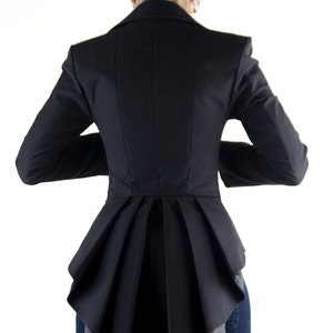 VESTE PERSONNALISÉE, Veste de costume Femme, Blazer Slim Fit, Veste matelassée, Veste de costume à volants noirs, Veste BLAZER en coton de bureau unique image 5