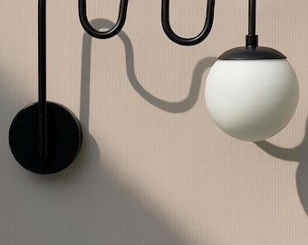 Modern Wavy Arm Wall Sconce, Matte Black Globe Light, Minimalist Bedroom Lamp