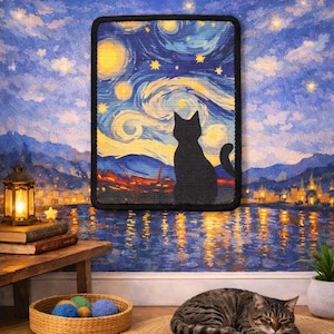 Rascador de sisal Starry Night Watcher, tablero rascador artístico para gatos, despegable y adhesivo, regalo perfecto para inquilinos, amantes del arte, hogares modernos y dueños de gatos.