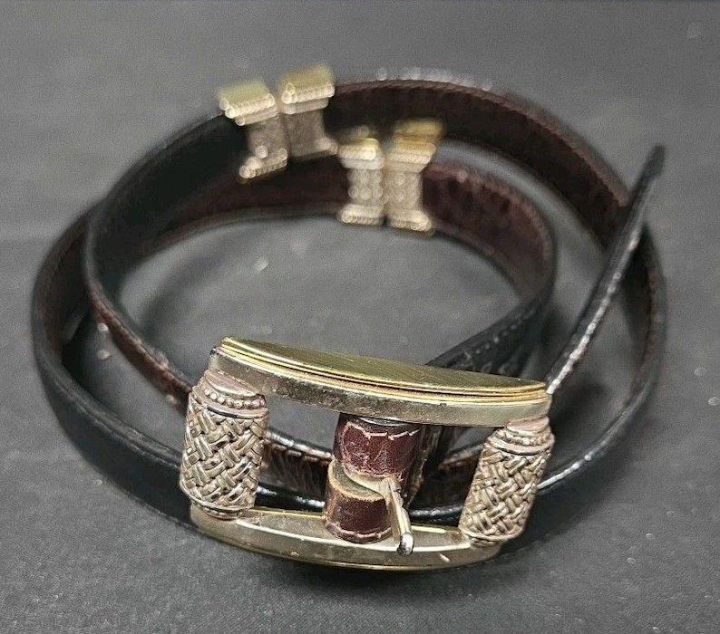 Cinturón reversible de piel para mujer Brighton C6500, color marrón cocodrilo, liso y negro, talla mediana 30 imagen 1