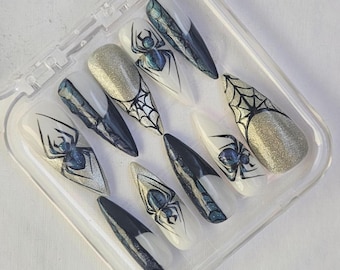 Halloween Spider  Press On Nails: Gothic Stiletto False Nails,Spooky Elegance