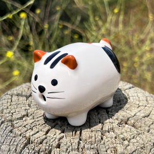 Ceramic Fat Cat Pipe - Handmade Smoking Accessories