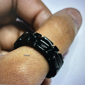 Black Onyx Ring, One Of a Kind Genuine Black Bnyx Ring, Raw Onyx Ring, Solitaire Stacking Natural Onyx Ring, Carved Dark Black Onyx Ring.