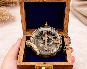 Reloj de sol con brújula grabado en latón hecho a mano, regalo personalizado para seres queridos.
