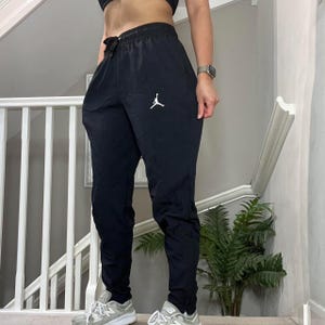 Y2k Jordan Black tapered leg slim fit joggers track pants tracksuit bottom Size L unisex retro