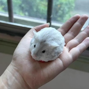 Peluche hamster faite main, poupée d&#39;art, jouet hamster réaliste, peluche douce, décoration d&#39;intérieur, cadeau pour les amateurs de hamster, poupée articulée