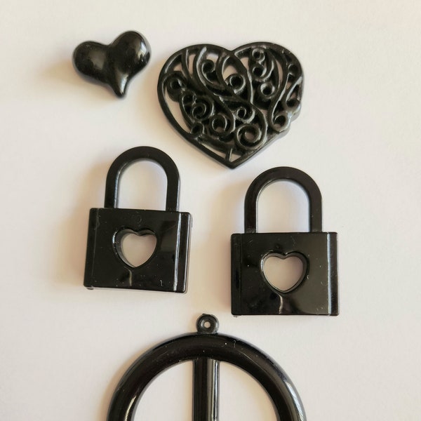 Peace and Love Black Plastic Charms - Set of 5