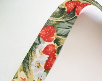 Vintage Ribbon - 2.333 YARDS - Strawberries - Flat Edged - Horizon Fabric